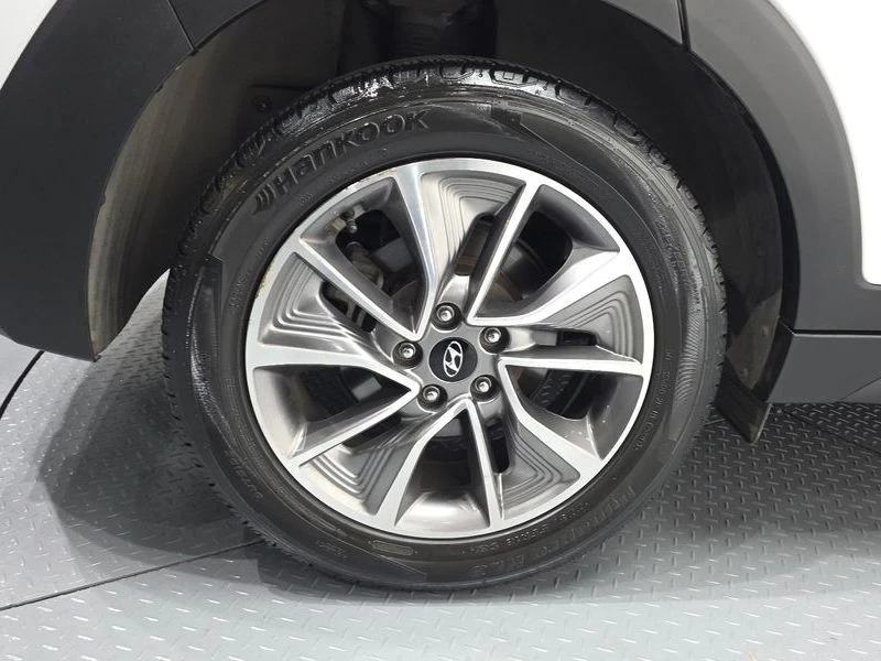 Hyundai Tucson Gasoline 1.6 turbo 2WD| 177к.с.| ВКЛ.ТЕХНОТЕСТ, снимка 5 - Автомобили и джипове - 55294100