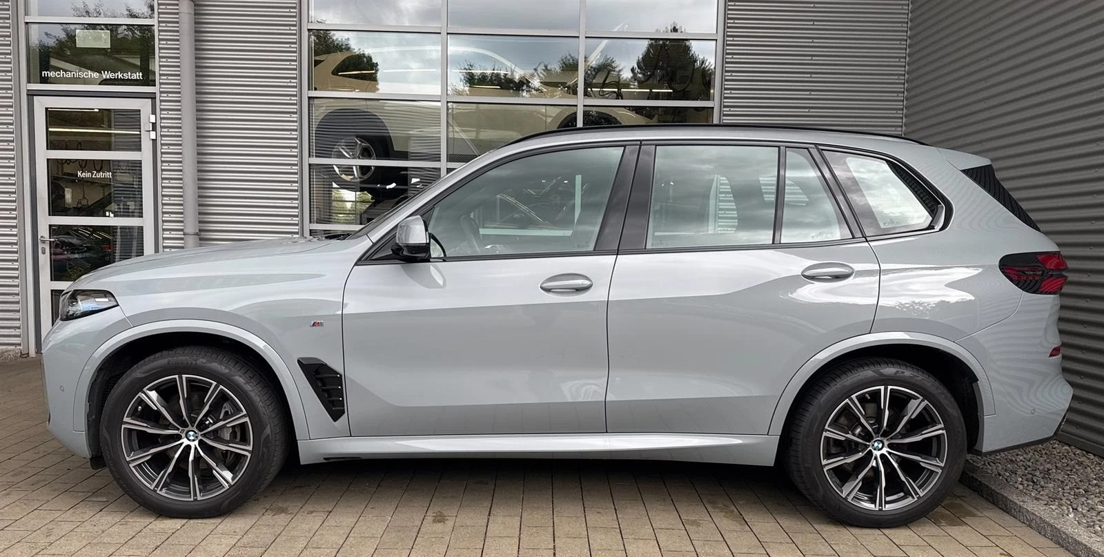 BMW X5 40d/xDrive/M-SPORT/HEAD UP/H&K/LED/360/ - изображение 4