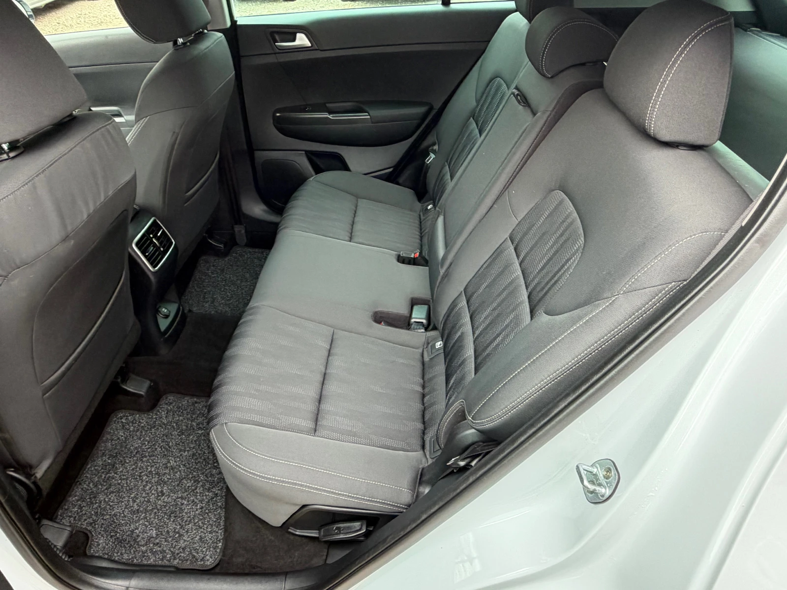 Kia Sportage 1.7CRDI* LED* TOP* 164500KM, снимка 9 - Автомобили и джипове - 53182027