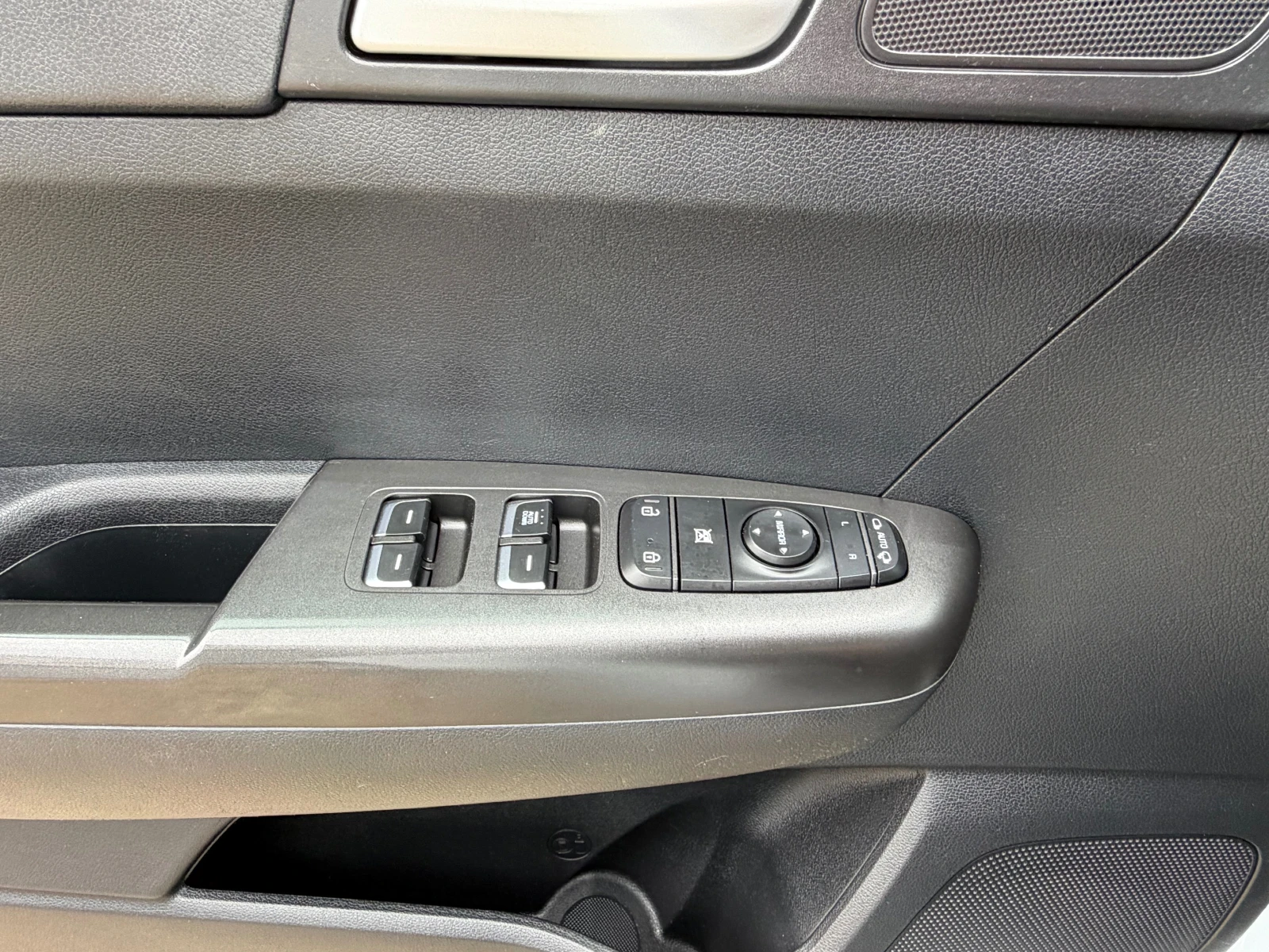 Kia Sportage 1.7CRDI* LED* TOP* 164500KM, снимка 14 - Автомобили и джипове - 53182027