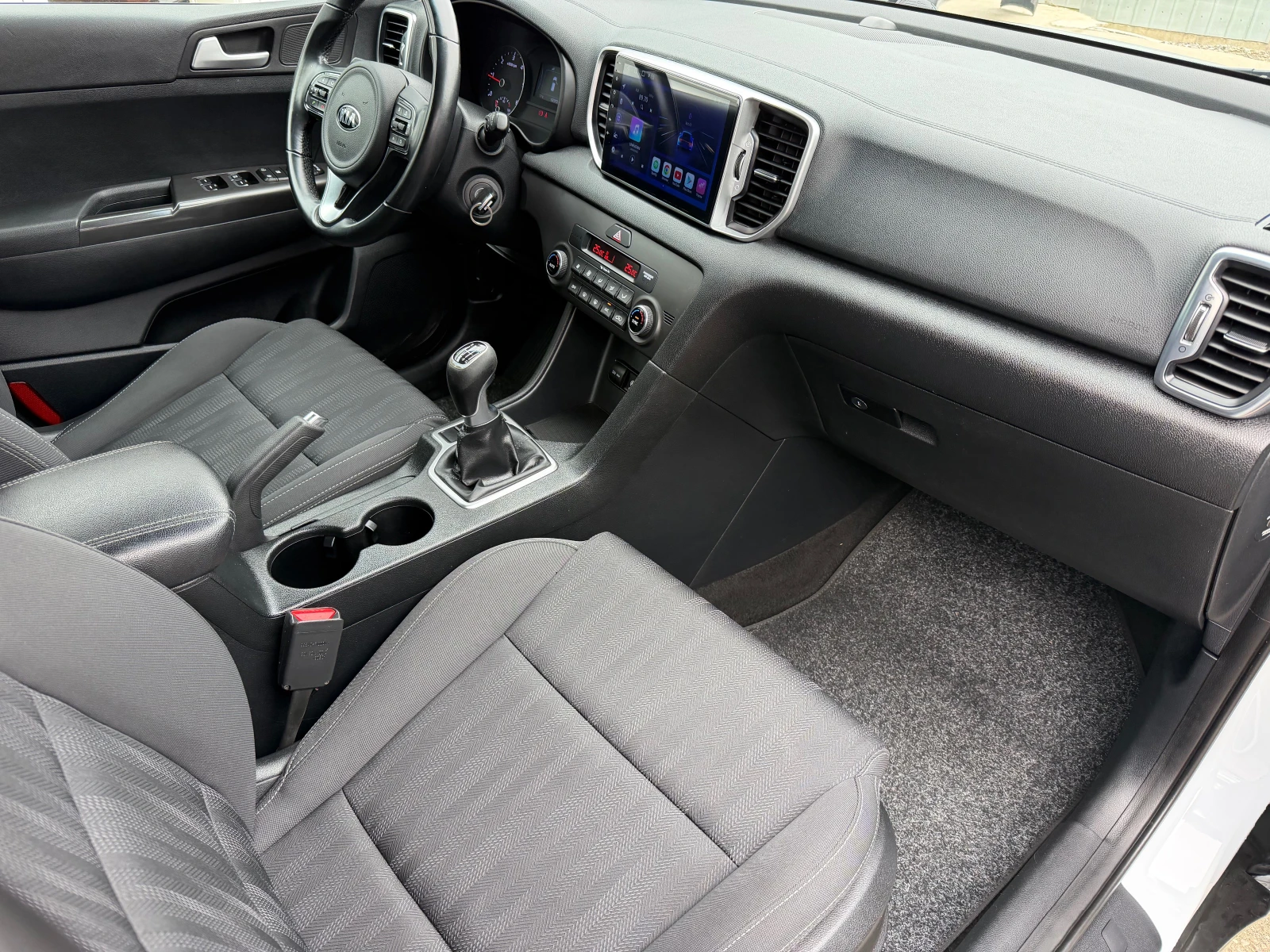 Kia Sportage 1.7CRDI* LED* TOP* 164500KM, снимка 16 - Автомобили и джипове - 53182027