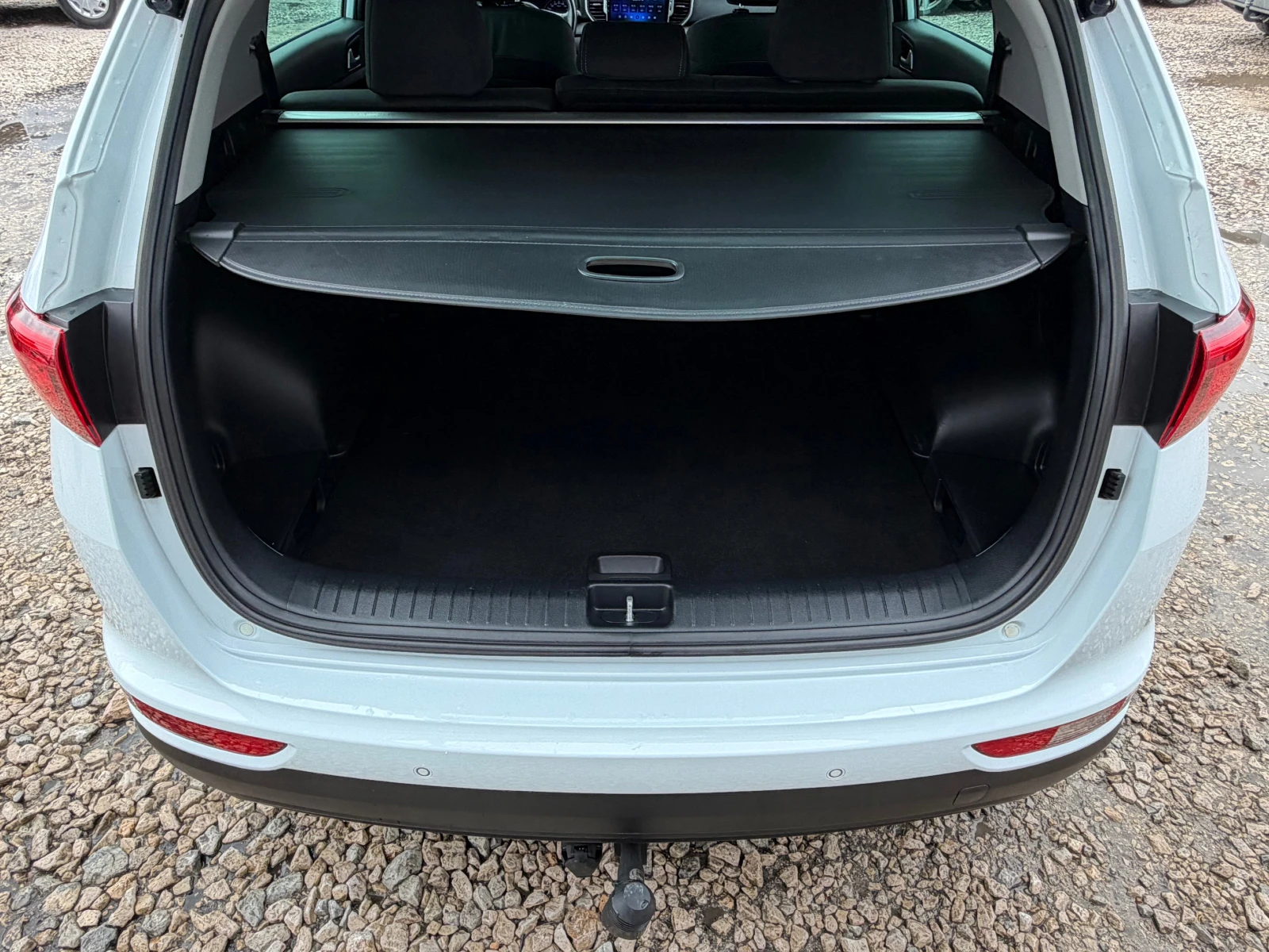 Kia Sportage 1.7CRDI* LED* TOP* 164500KM, снимка 8 - Автомобили и джипове - 53182027