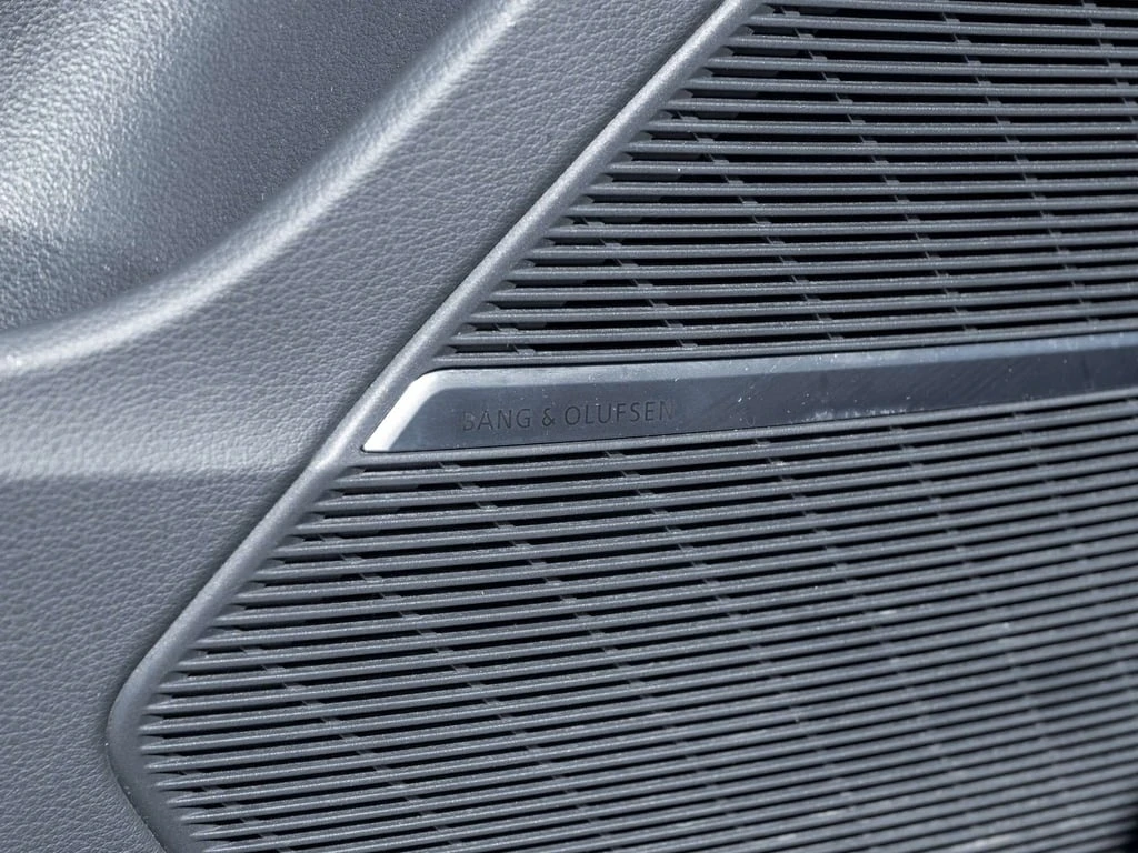 Audi Q8 * S Line quattro Prestige * CARFAX * ЦЕНА ДО БГ - изображение 7