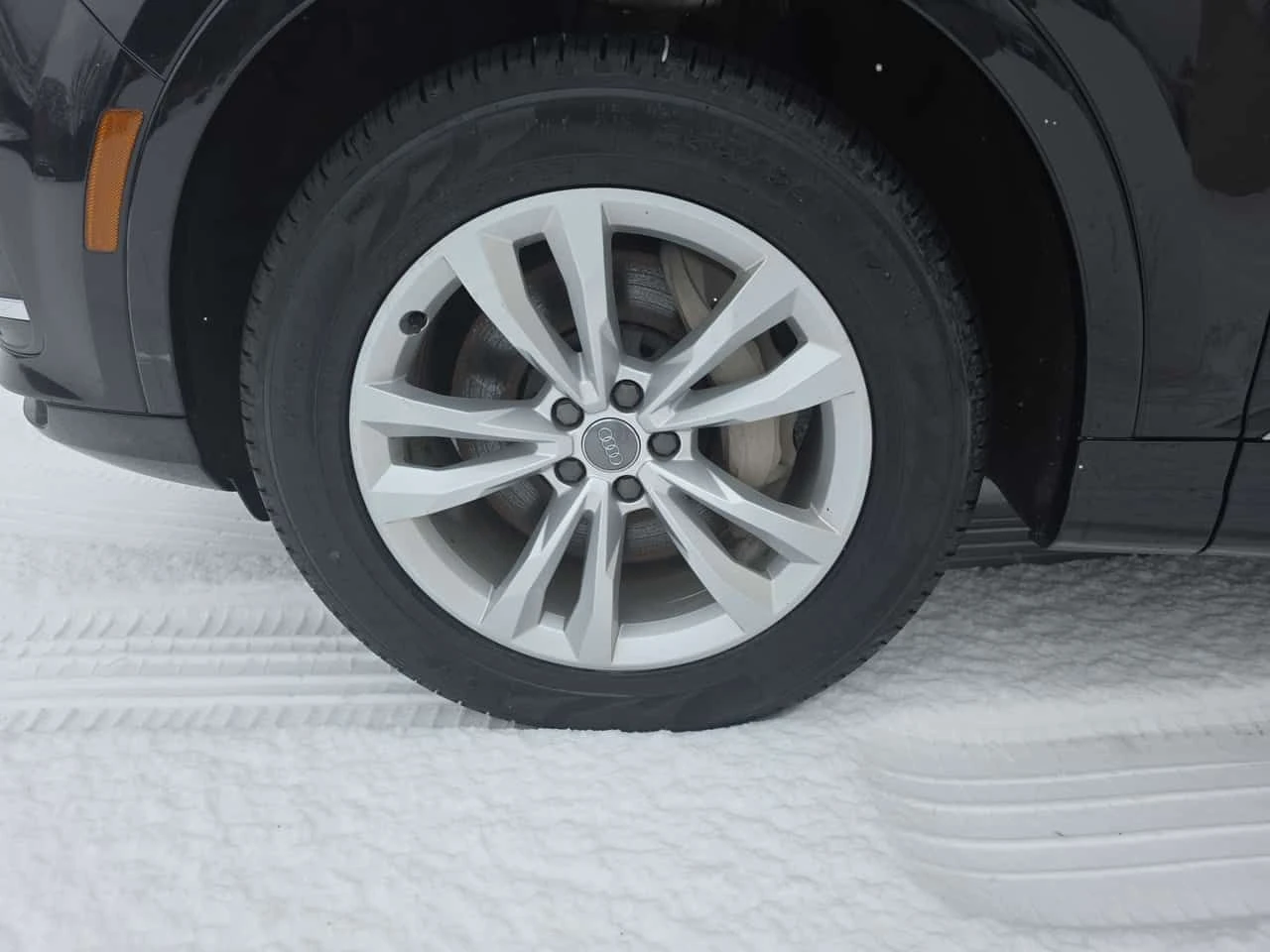 Audi Q7 * Progressiv * 7 МЕСТЕН * 360 * ПАНОРАМА * ПОДГРЕВ, снимка 4 - Автомобили и джипове - 53880230