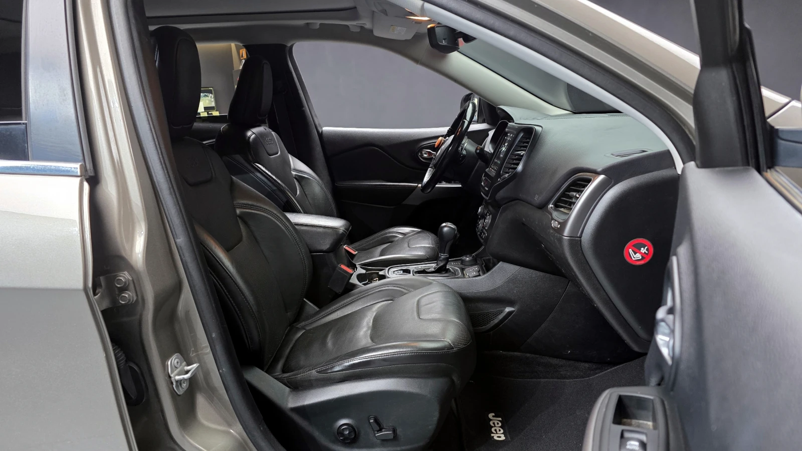 Jeep Cherokee Rongitude AWD | Mobile.bg � ����������� 14