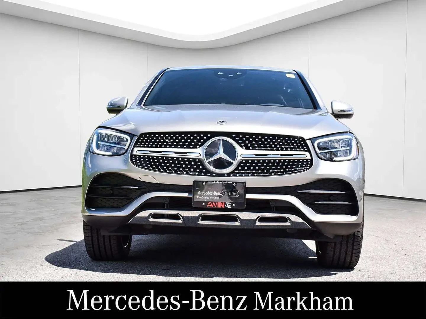 Mercedes-Benz GLC 300 AMG PREMIUM PKG ЦЕНА ДО БЪЛГАРИЯ АВТОКРЕДИТ, снимка 3 - Автомобили и джипове - 55557755