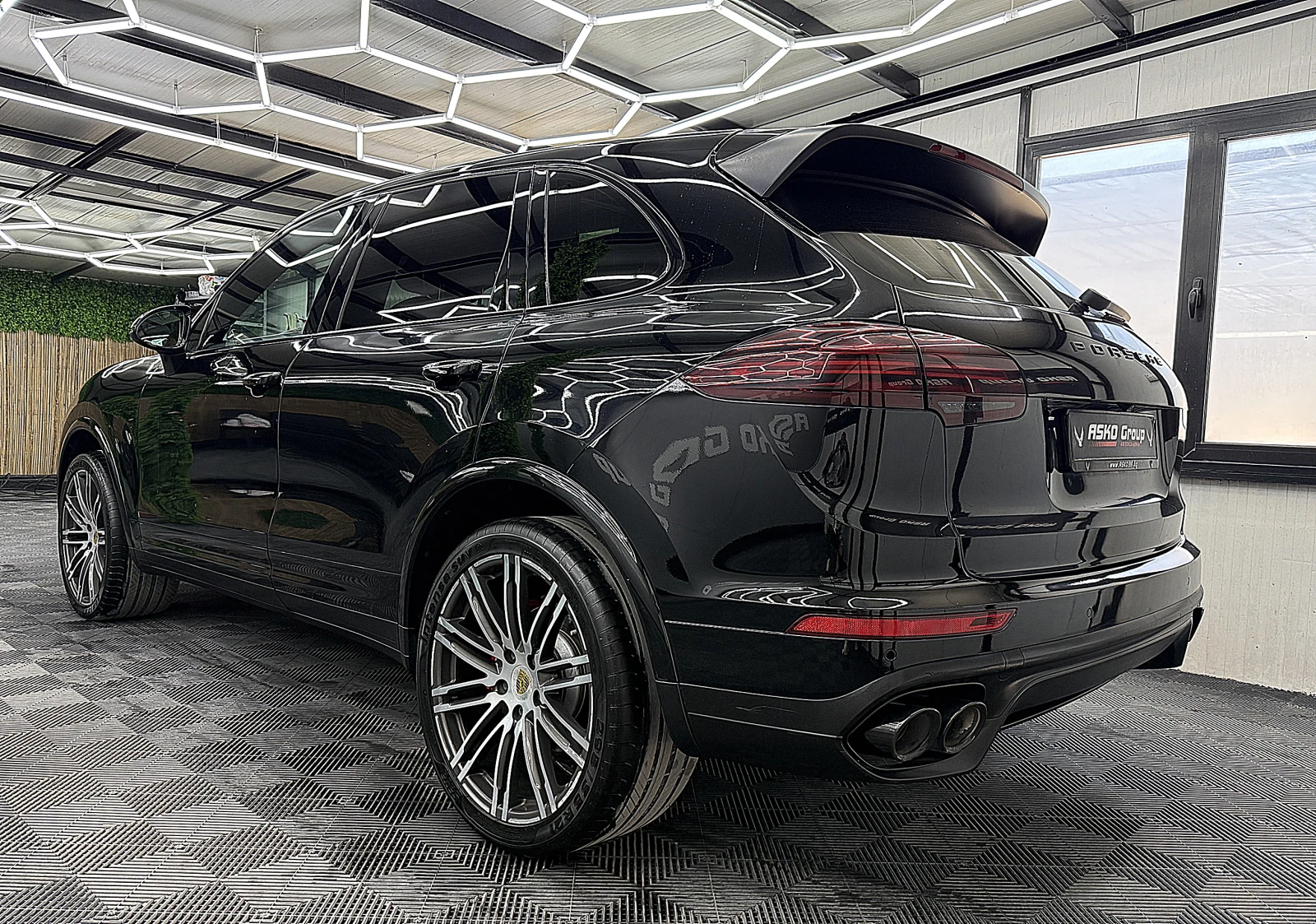 Porsche Cayenne PANORAMA/ПОДГРЕВ ОБДУХВАНЕ КАМЕРА СОБСТВЕН ЛИЗИНГ, снимка 4 - Автомобили и джипове - 55738522