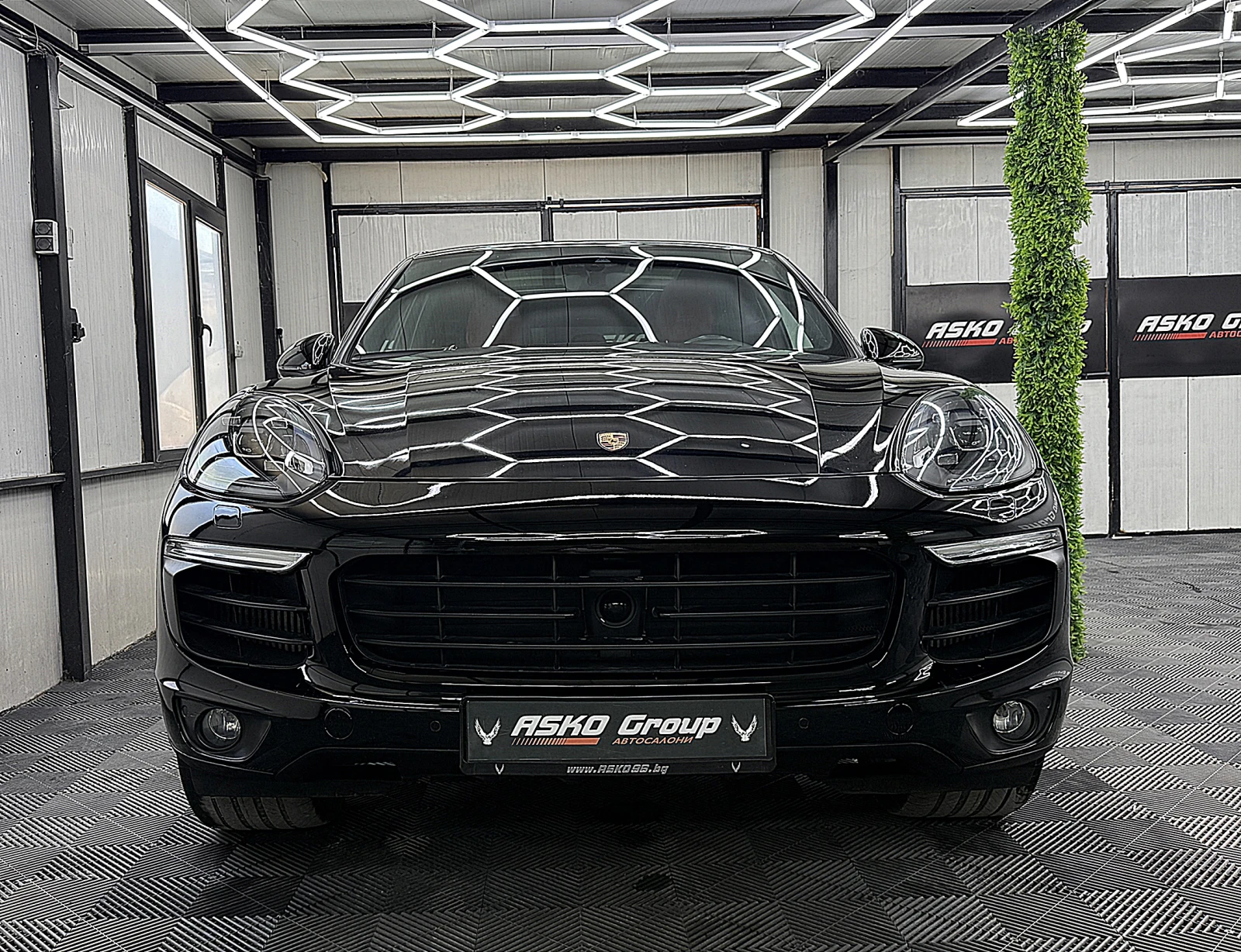 Porsche Cayenne PANORAMA/ПОДГРЕВ ОБДУХВАНЕ КАМЕРА СОБСТВЕН ЛИЗИНГ, снимка 2 - Автомобили и джипове - 55738522