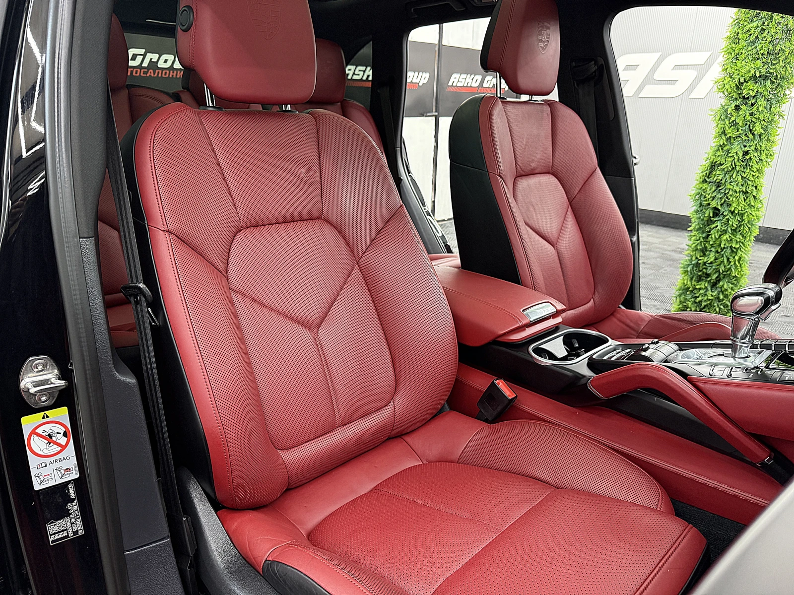 Porsche Cayenne PANORAMA/ПОДГРЕВ ОБДУХВАНЕ КАМЕРА СОБСТВЕН ЛИЗИНГ, снимка 13 - Автомобили и джипове - 55738522
