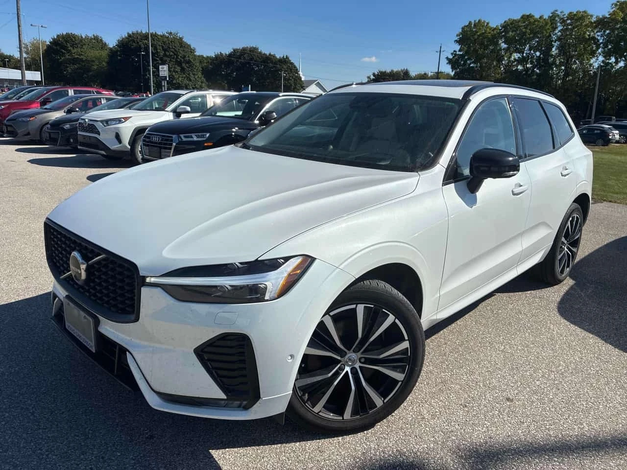 Volvo XC60 * Ultimate Dark Theme * CARFAX * ���������� | Mobile.bg � ����������� 1