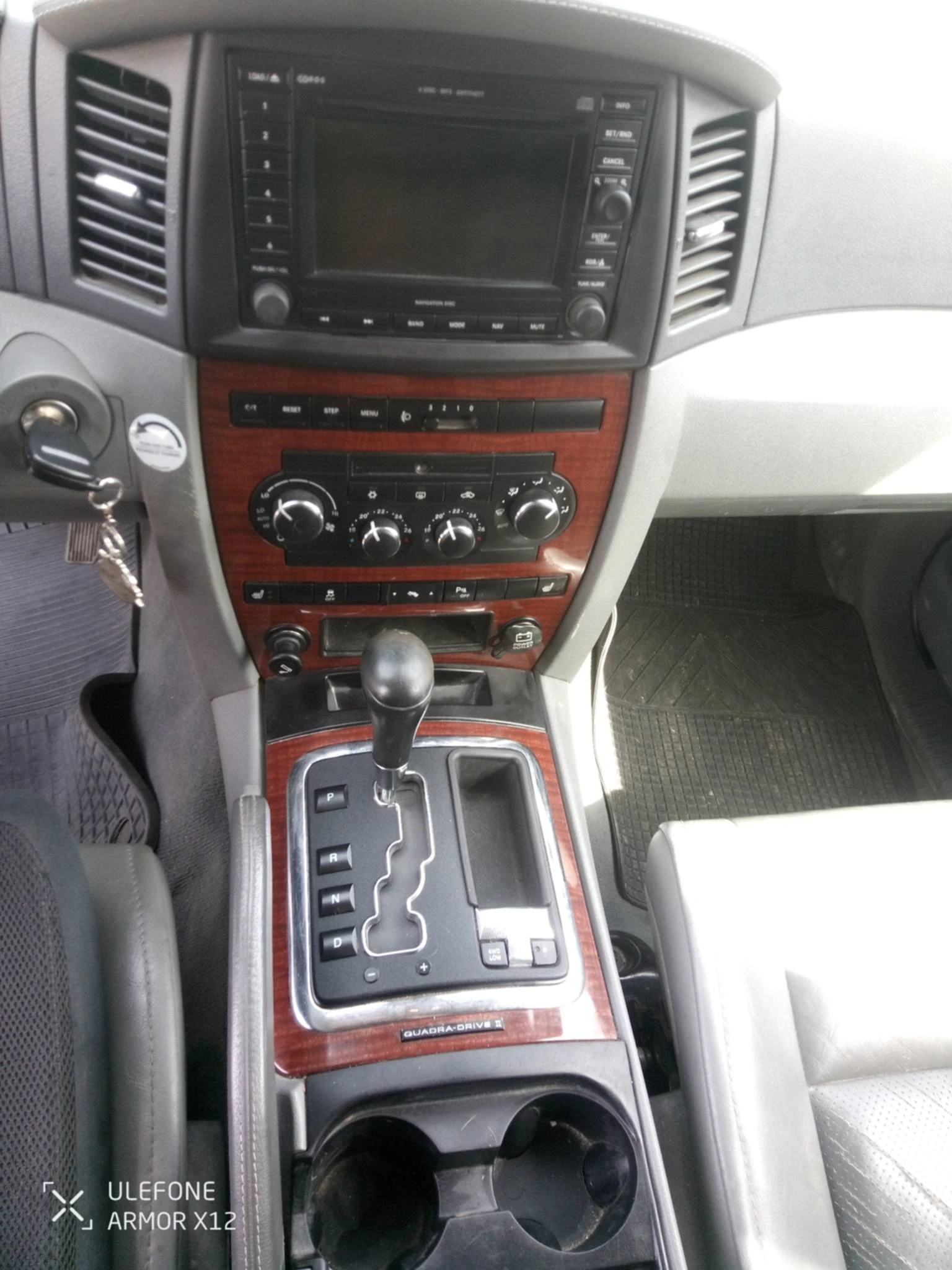 Jeep Grand cherokee CRD, снимка 6 - Автомобили и джипове - 56314412