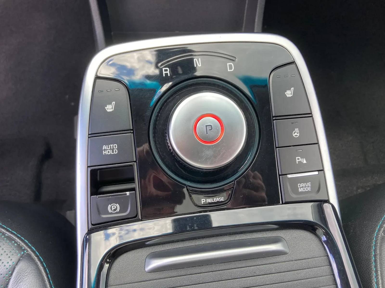 Kia Niro 64kWh-SOH100%, снимка 13 - Автомобили и джипове - 56666443
