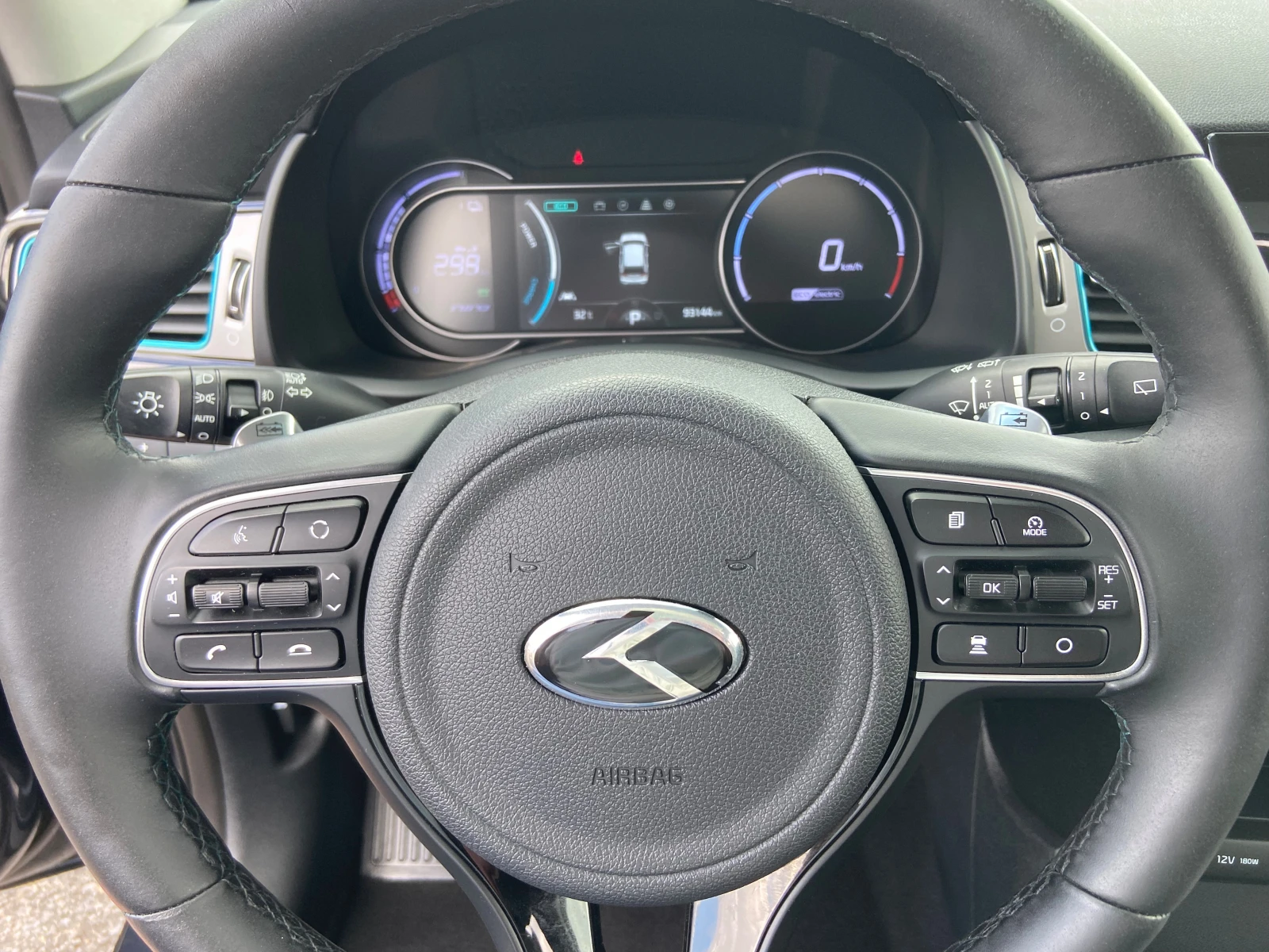 Kia Niro 64kWh-SOH100%, снимка 10 - Автомобили и джипове - 56666443