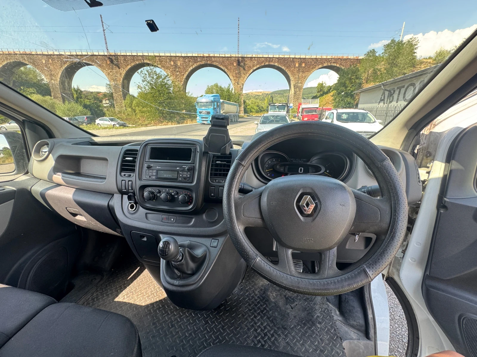 Renault Trafic 1.6dci120hp R9M - изображение 8