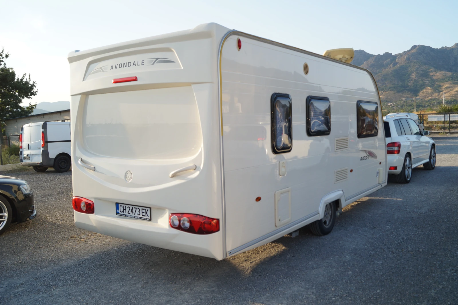 Каравана Avondale Avocet, снимка 4 - Каравани и кемпери - 55909930