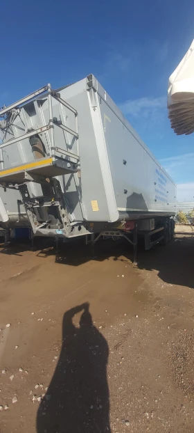 Полуремарке Schmitz 2 броя - SW 24 2ST, снимка 1