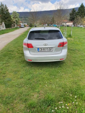 Toyota Avensis Комби, снимка 2