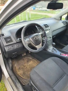 Toyota Avensis Комби, снимка 8