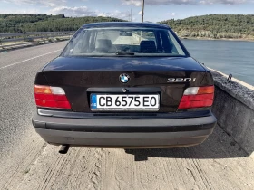 BMW 320, снимка 12