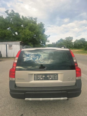 Volvo Xc70 2.4, снимка 4