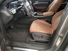 Audi E-Tron * PROGRESSIV * CARFAX * БЕЗ ПЪРВОНАЧАЛНА ВНОСКА, снимка 5