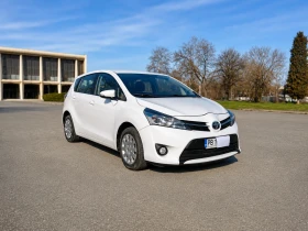 ������ Toyota Verso