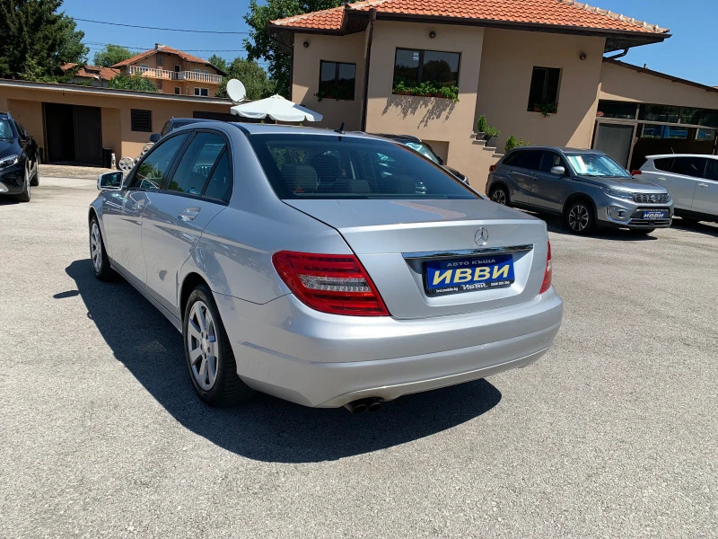 Mercedes-Benz C 200 2, 2 CDI, снимка 4 - Автомобили и джипове - 46721247