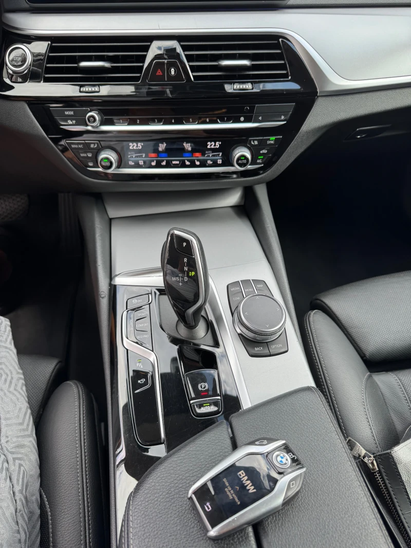 BMW 530 Xd/LASER/Podrev/Obduh/FULL/540xd/340hp, снимка 6 - Автомобили и джипове - 47547483