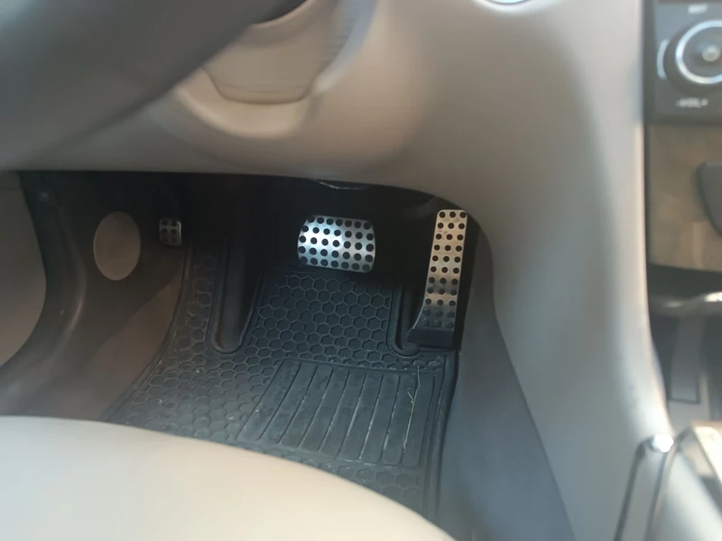 Mercedes-Benz E 500 E550 388 кс 4matic Amg LPG, Keyless , снимка 16 - Автомобили и джипове - 52381875