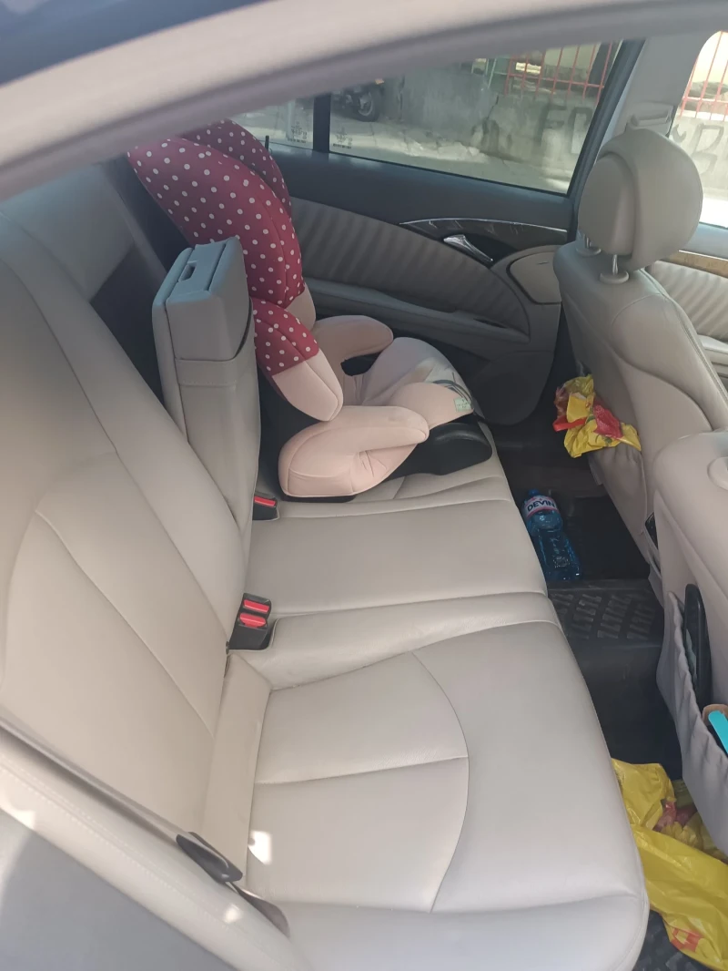 Mercedes-Benz E 500 E550 388 кс 4matic Amg LPG, Keyless , снимка 14 - Автомобили и джипове - 52381875