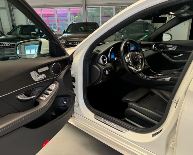 Mercedes-Benz C 220 d/4M/AMG-L./194HP/DISTR/CAM/MASSAGE/MEMO/ACC/770f, снимка 5 - Автомобили и джипове - 51767498