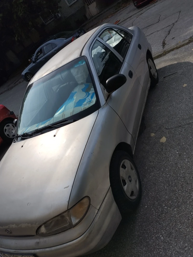 Hyundai Accent 1.5, снимка 3 - Автомобили и джипове - 52148804