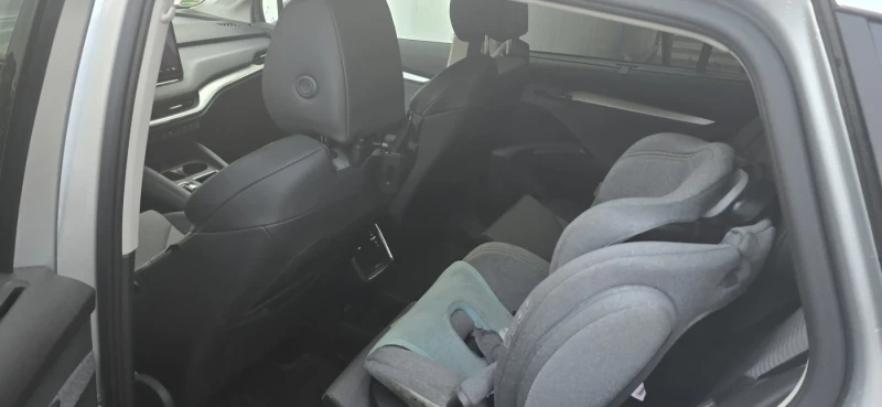 Skoda Enyaq 85x, снимка 7 - Автомобили и джипове - 52221993