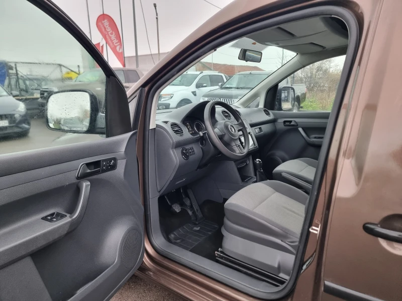 VW Caddy 2.0I METAN, снимка 10 - Автомобили и джипове - 52571224