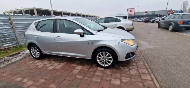 Seat Ibiza, снимка 3 - Автомобили и джипове - 53212831