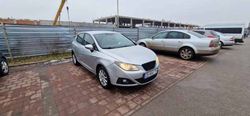 Seat Ibiza, снимка 2 - Автомобили и джипове - 53212831