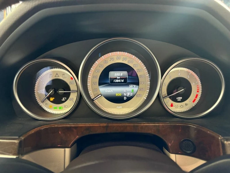 Mercedes-Benz E 350 * CARFAX * ЦЕНА ДО БГ, снимка 14 - Автомобили и джипове - 53339884