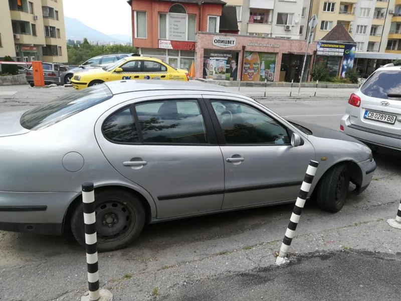 Seat Toledo 2.3 5V, снимка 2 - Автомобили и джипове - 34409189