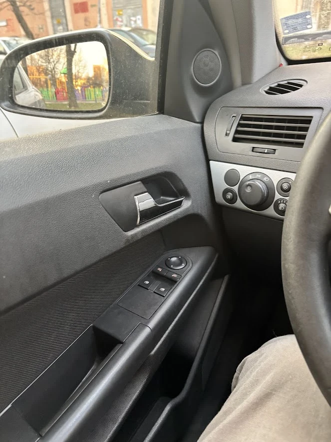 Opel Astra 1.7, снимка 5 - Автомобили и джипове - 53002497