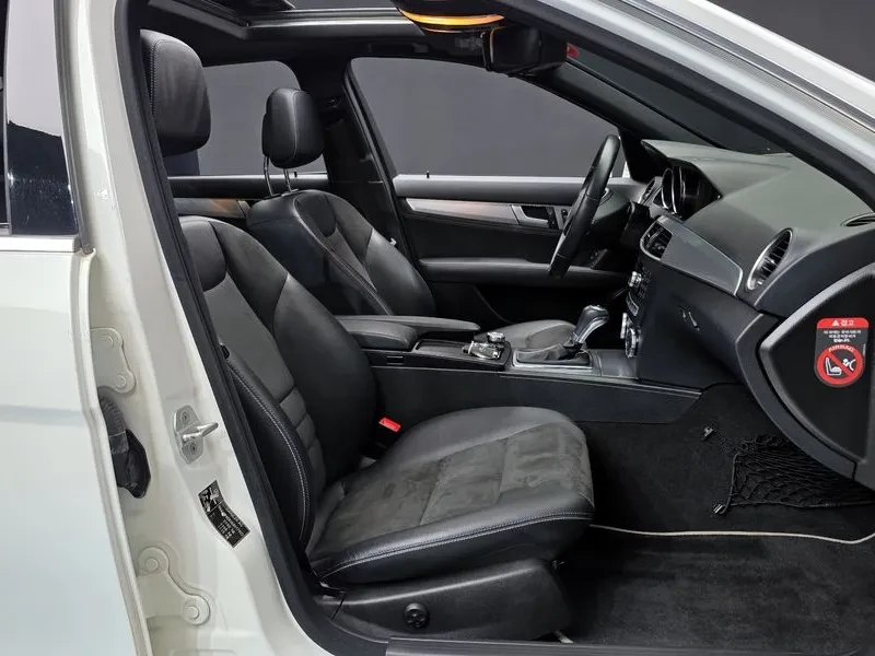 Mercedes-Benz C 220 2.2, снимка 10 - Автомобили и джипове - 54278127