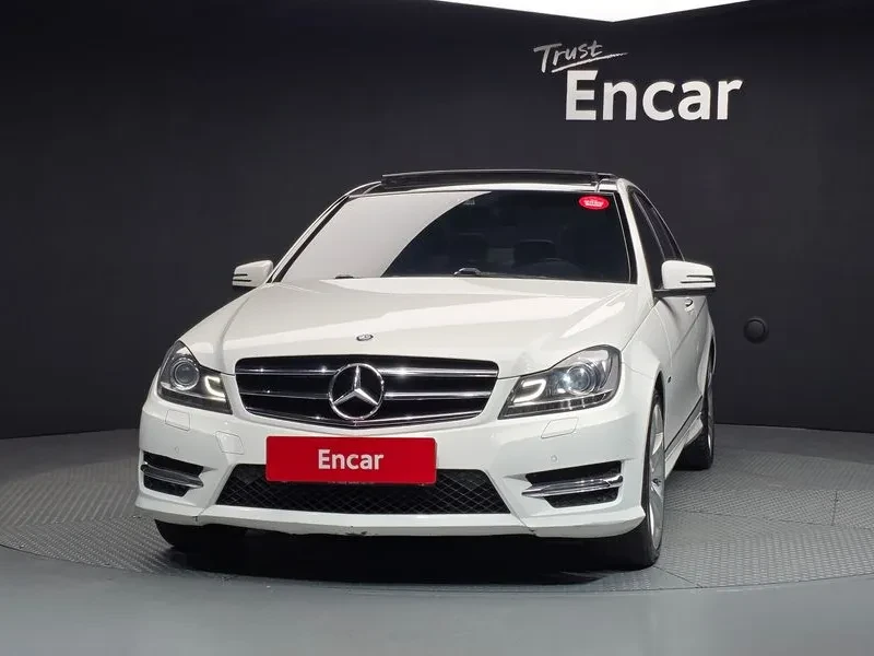 Mercedes-Benz C 220 2.2, снимка 3 - Автомобили и джипове - 54278127