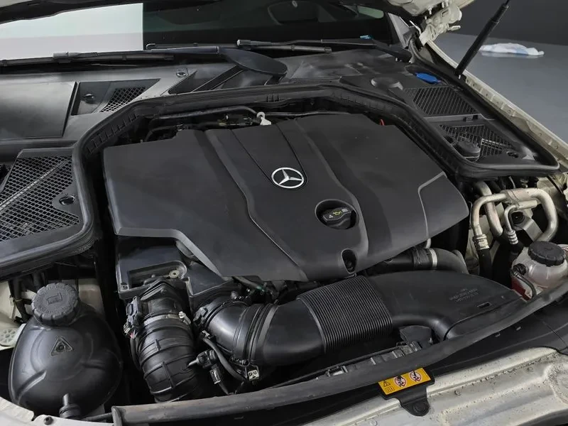 Mercedes-Benz C 220 BLUETECH AVANTGARDE, снимка 6 - Автомобили и джипове - 55278816