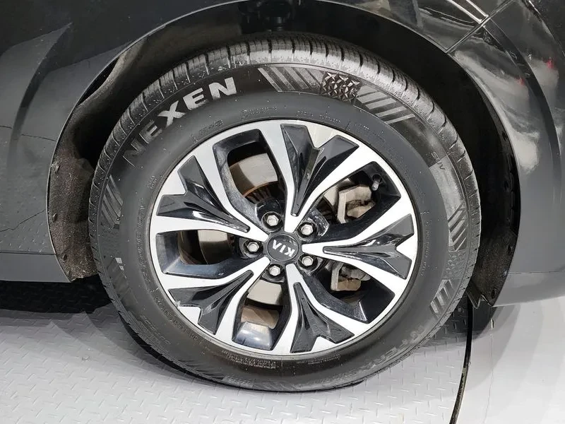 Kia Carnival 4Th Generation Diesel 9-Seater Prestige | Mobile.bg � ����������� 5