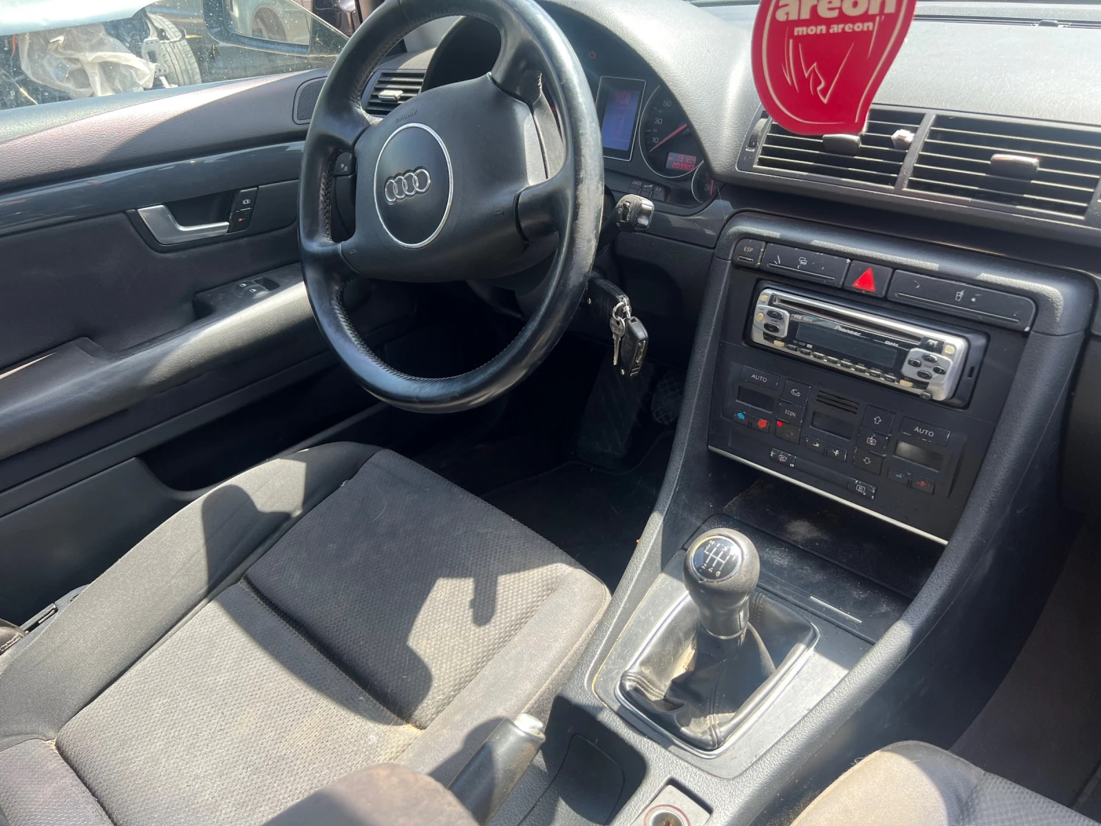 Audi A4 1.9 тди 131 кс 6 скорости - изображение 5