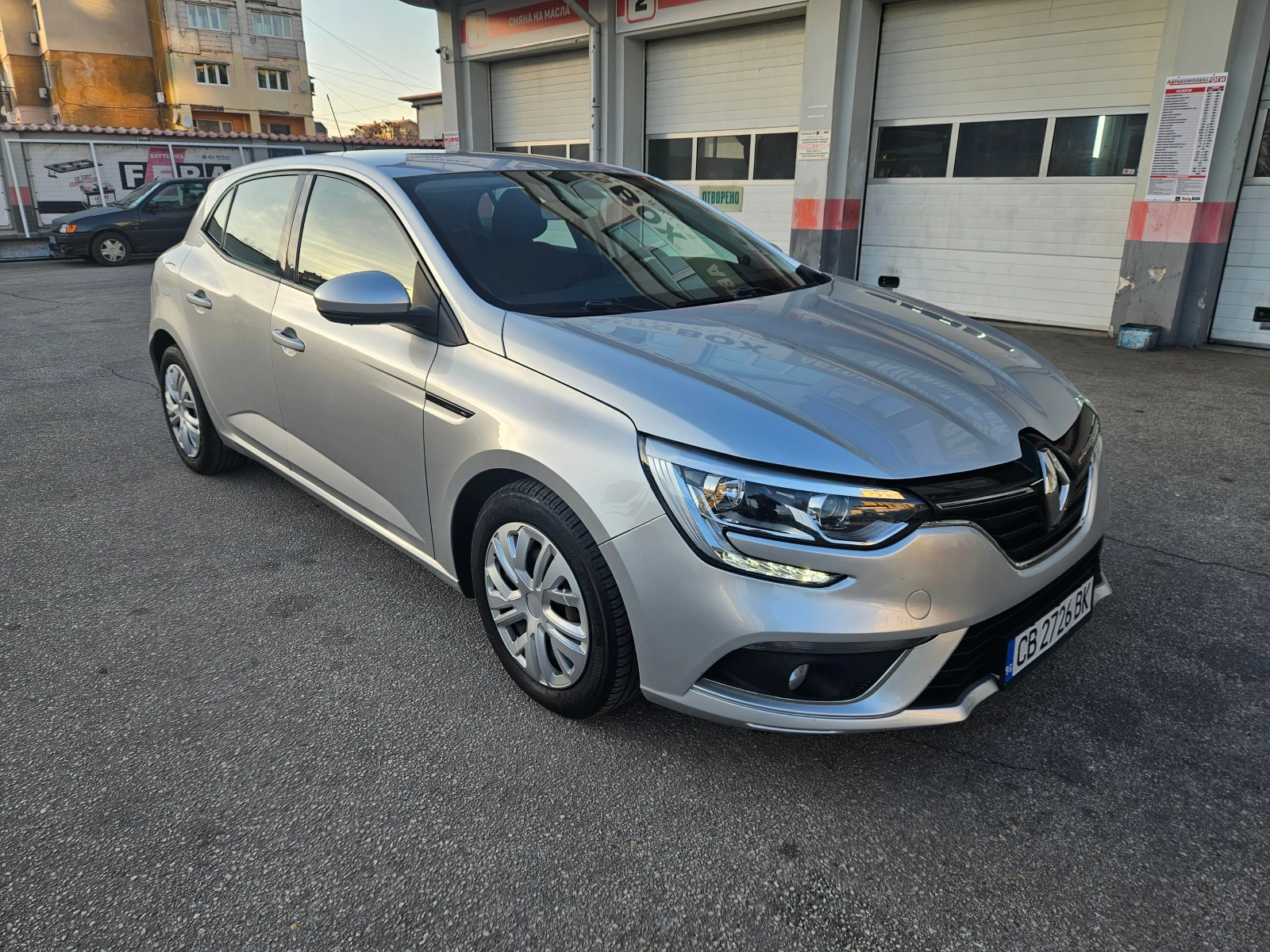 Renault Megane 1.5d (90hp) - изображение 7