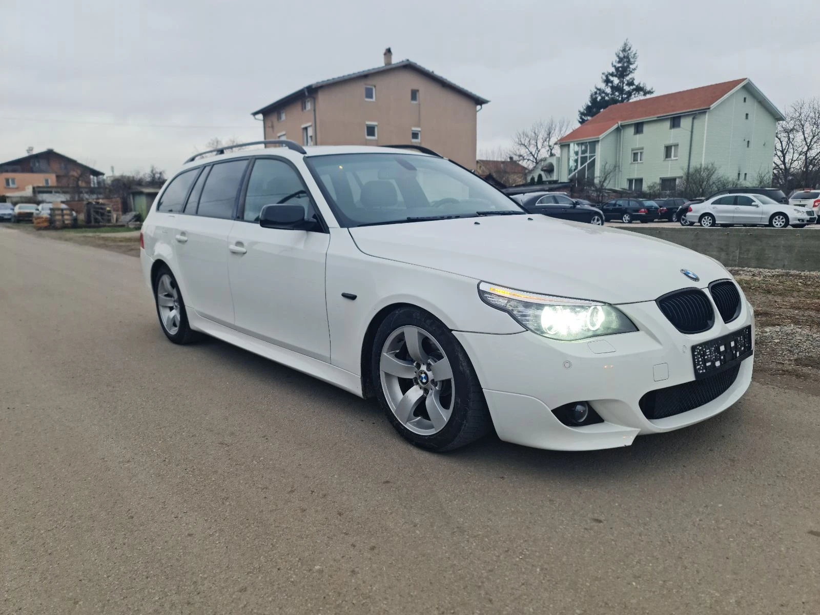 BMW 530 Facelift M-PAKET - изображение 10