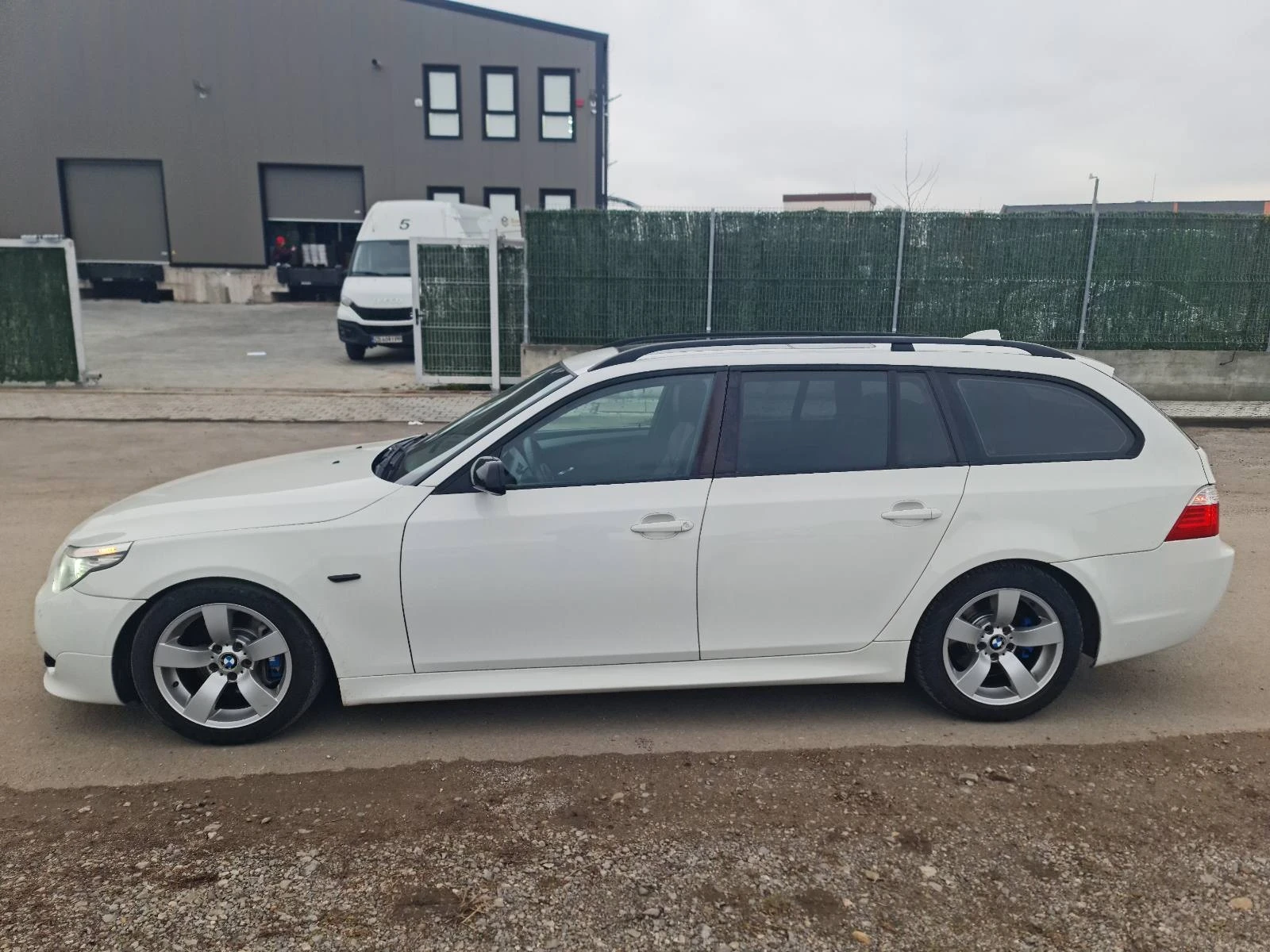 BMW 530 Facelift M-PAKET - изображение 3