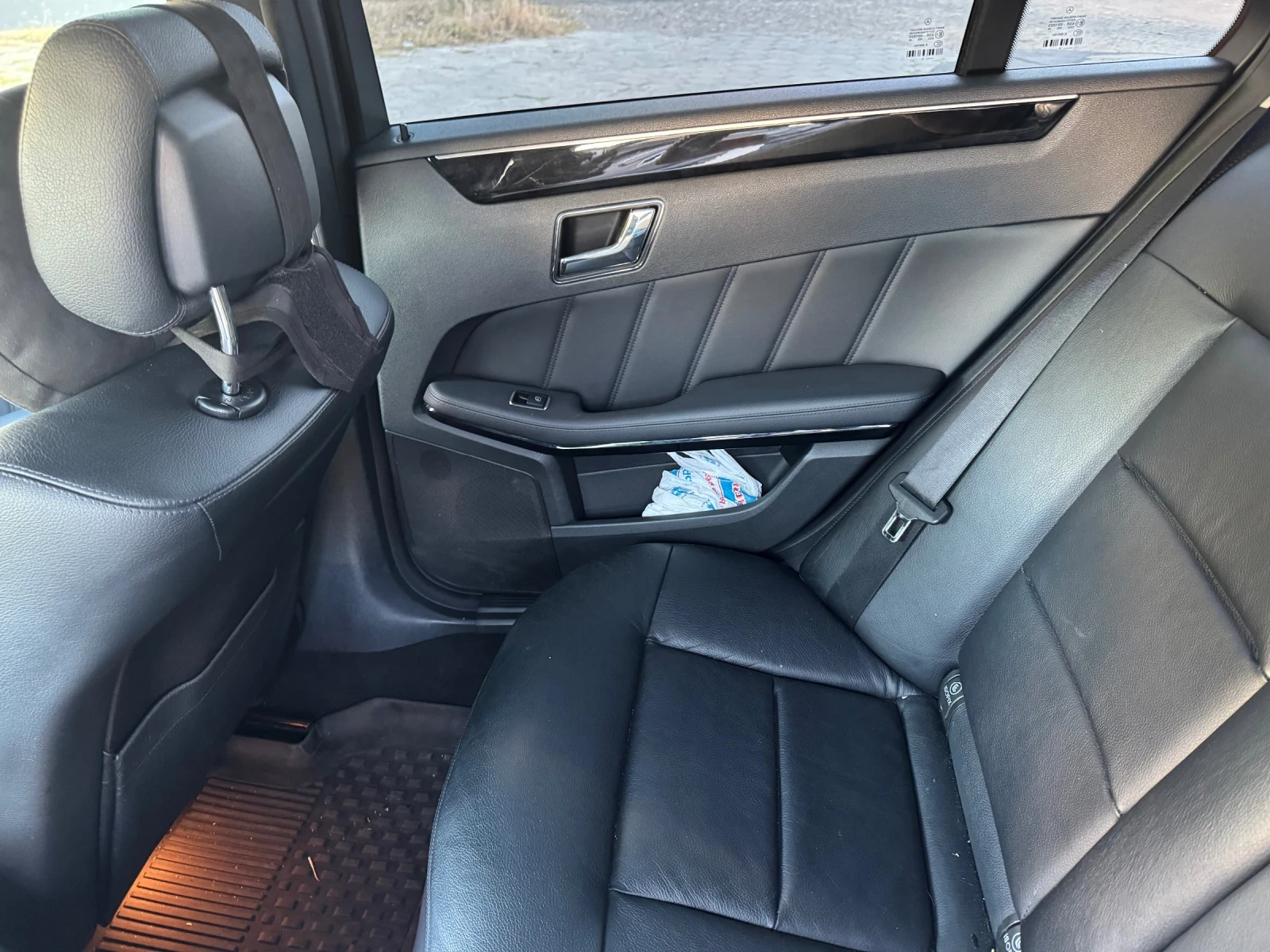 Mercedes-Benz E 220 Отлично състояние TOP! - изображение 9