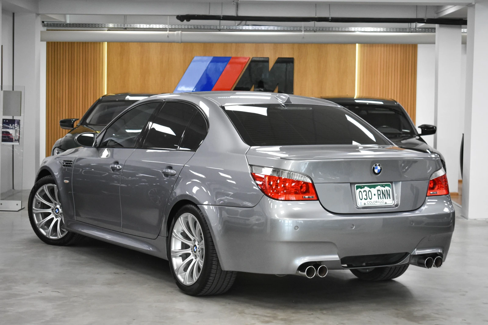 BMW M5 V10  - изображение 3
