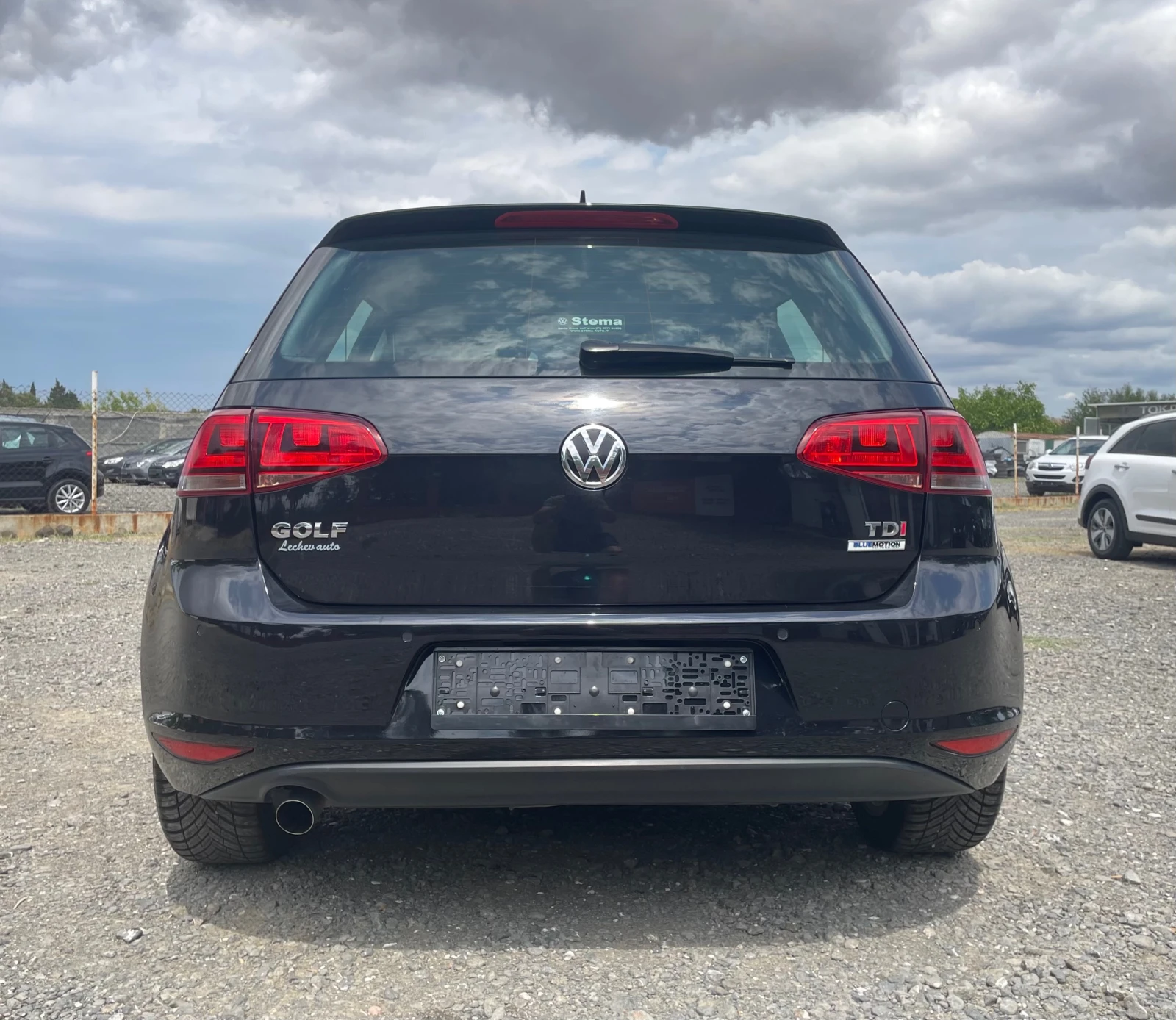 VW Golf 7 Highline 1.6TDi 110к.с ЕURO 6B ЛИЗИНГ - изображение 6